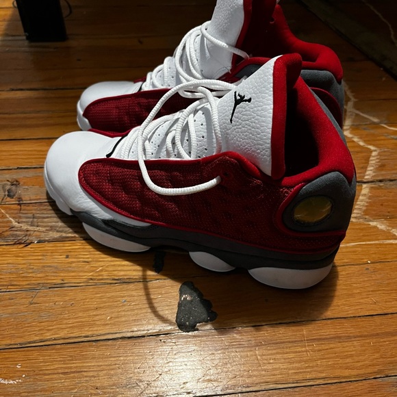 Jordan 13 - Picture 2 of 2